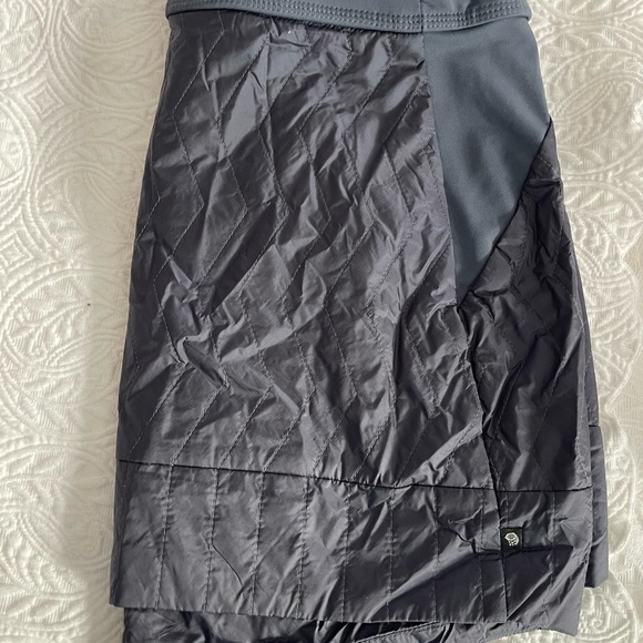 Mountain Hardwear Sporty Quilted Snow Skirt for Cold Outdoors Women L - Picture 8 of 12